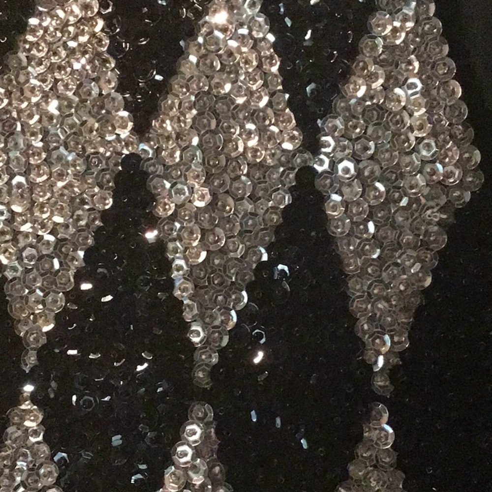 Black and Silver Sequin Vest - Picture 3 of 4